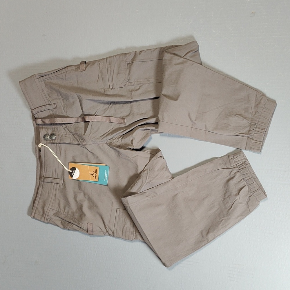 Prana NWT mid rise Moonrock Sage Jogger size 6